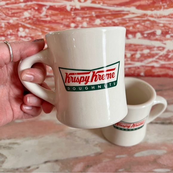 Pair of Krispy Kreme Doughnuts Mugs Heavy Restaurant Ware Cups Retro Vintage - Picture 2 of 7